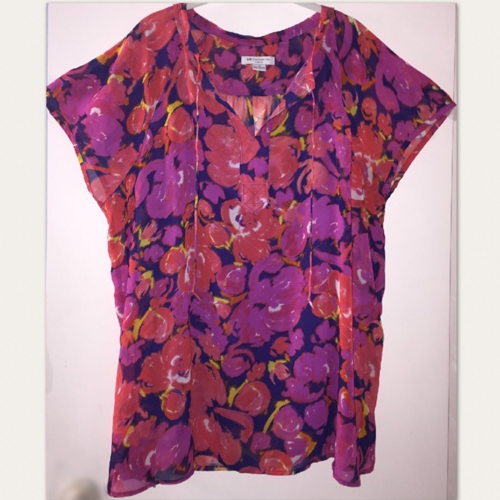 Liz Claiborne Blouse 💜💝